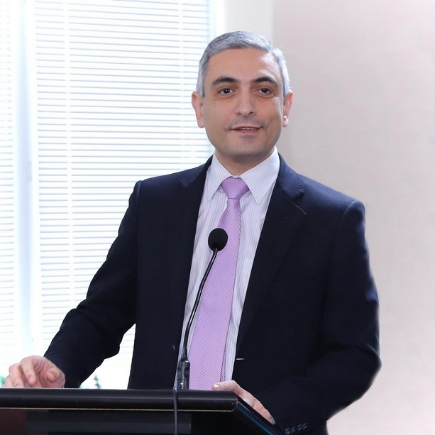 Dr. Davit Sahakyan